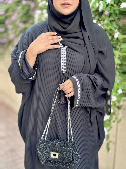 Black - Pleated Kaftan Abaya - Image 3