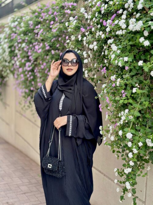 Black - Pleated Kaftan Abaya
