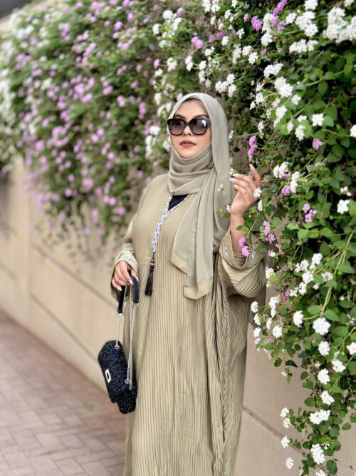 Green - Pleated Kaftan Abaya - Image 2