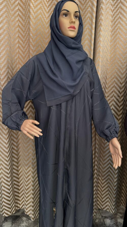 Embossed Work Abaya - Image 2