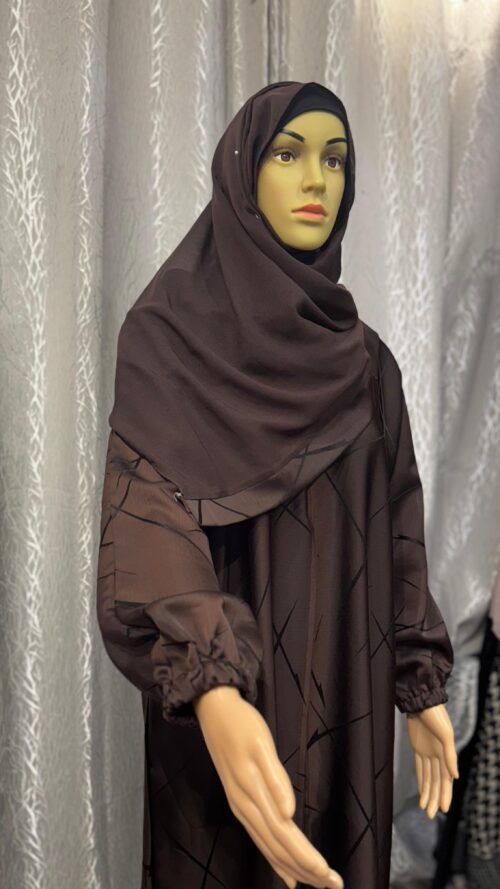 Embossed Work Abaya - Image 10