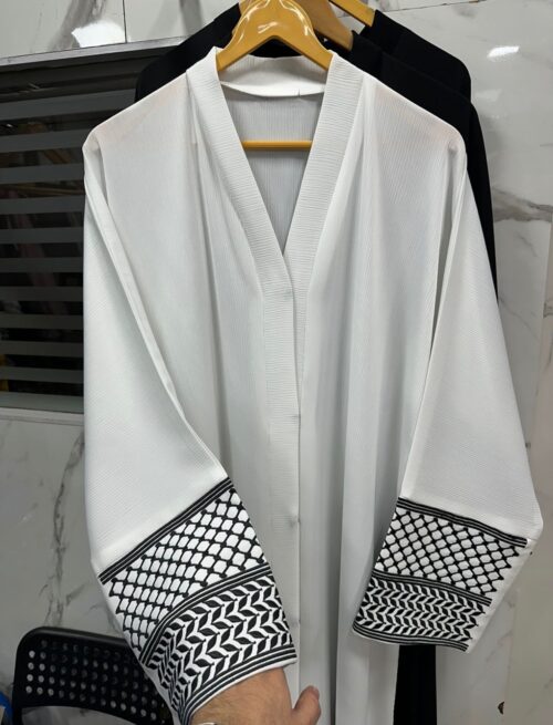 Keffiyeh Abaya - Image 2